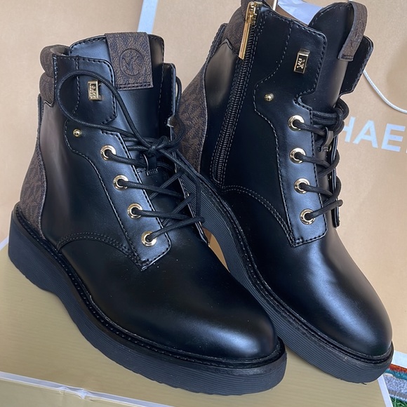 Michael Kors TRUDY BOOTIE FAUX LEATHER Black/Brown

49F0TRFE6L - Picture 7 of 16